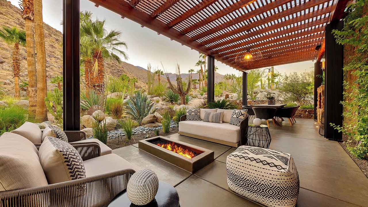 Photo of Patio Balcony in Little Tuscany