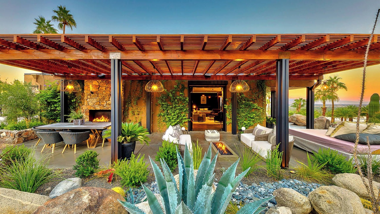 Photo of Outdoor in Little Tuscany