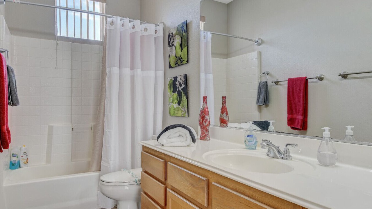 Photo of Bathroom in North Las Vegas
