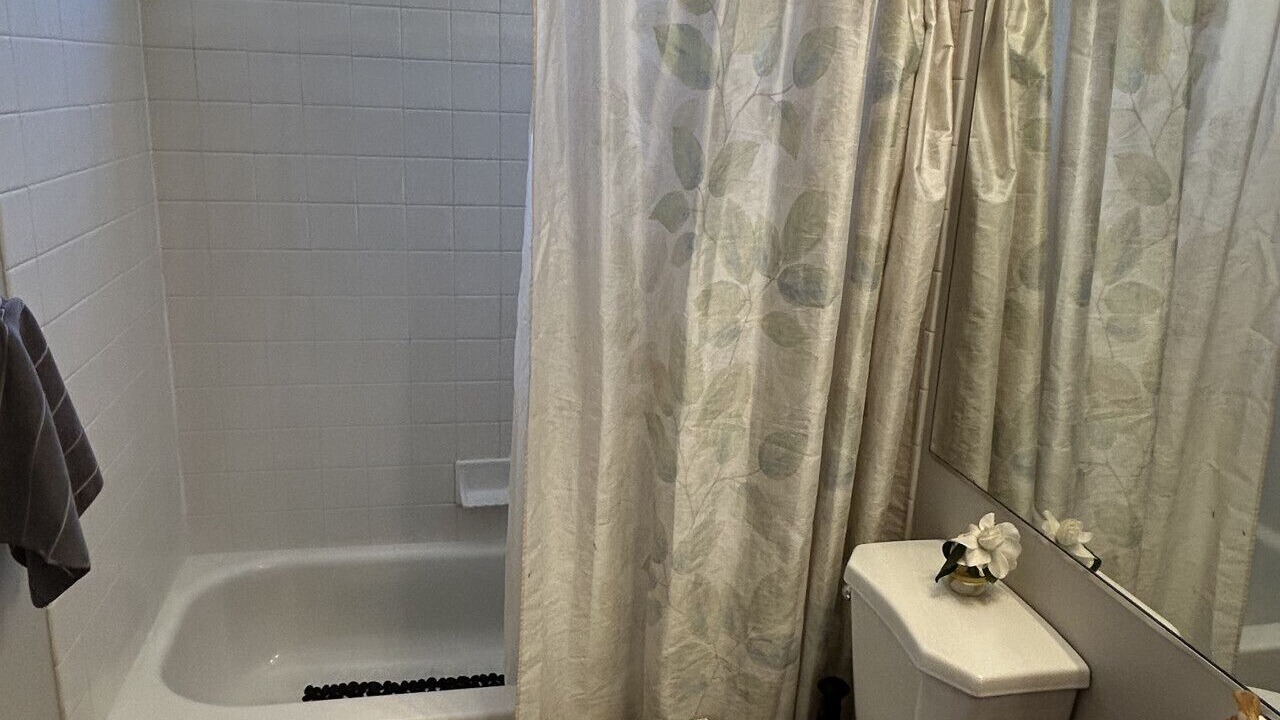 Photo of Bathroom in North Las Vegas
