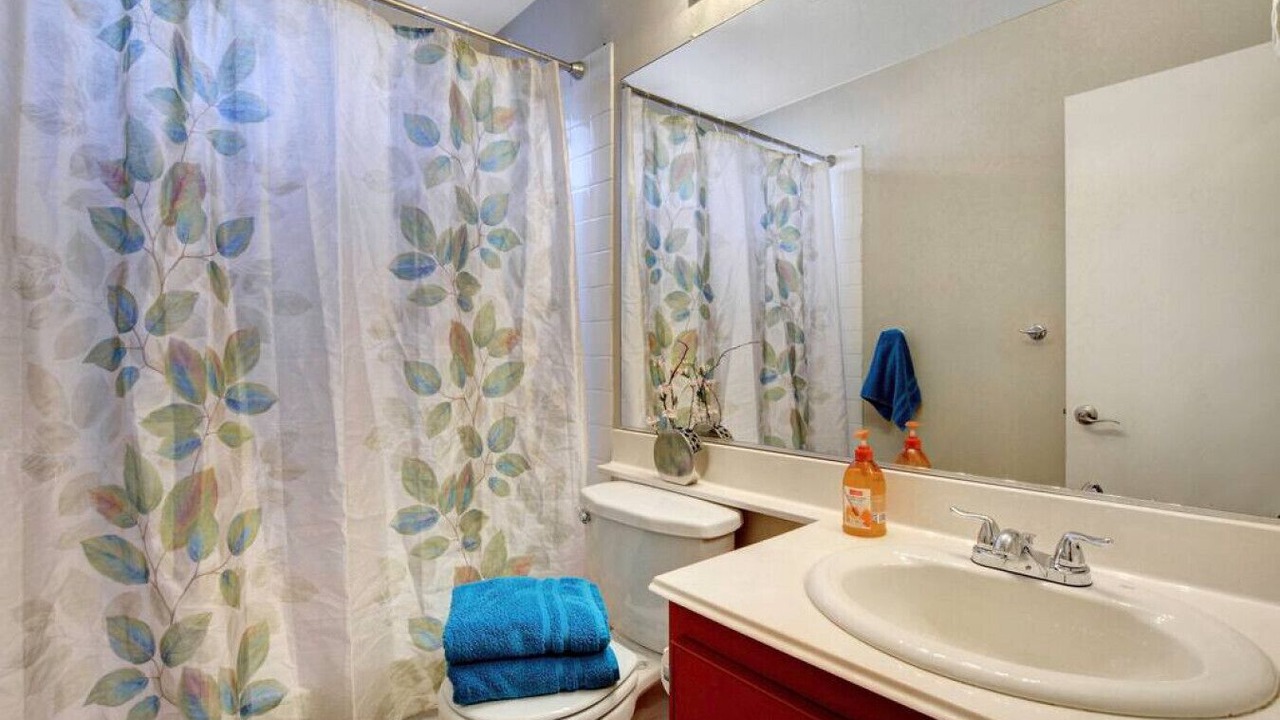Photo of Bathroom in North Las Vegas