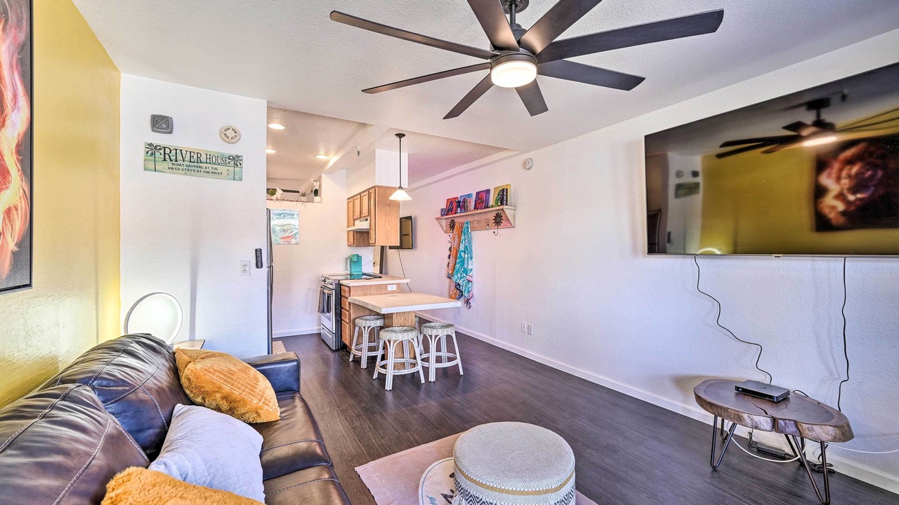 Photo of Livingroom in Parker Strip