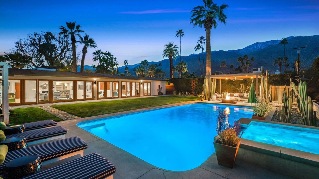 Photo of Outdoor in Tahquitz River Estates