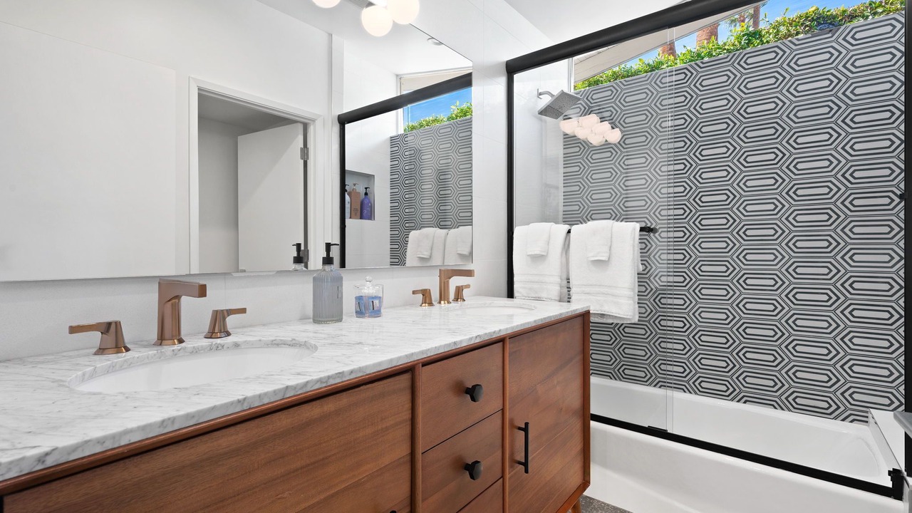 Photo of Bathroom in Tahquitz River Estates