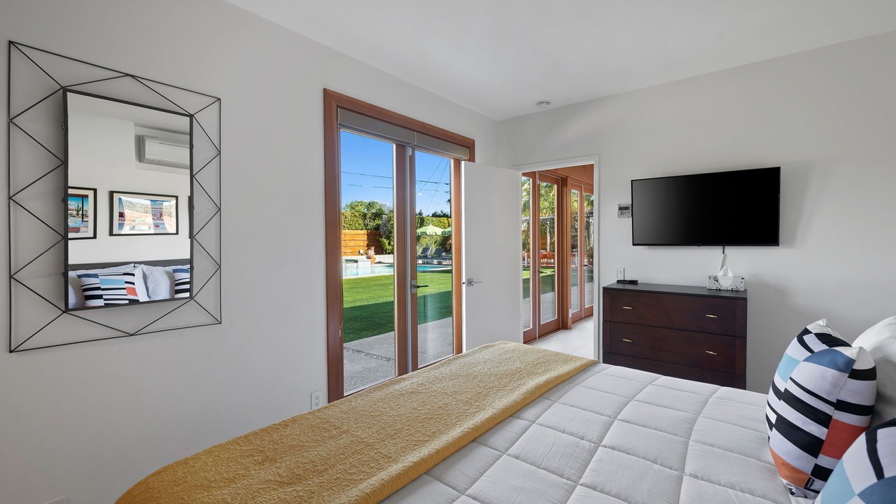 Photo of Bedroom in Tahquitz River Estates