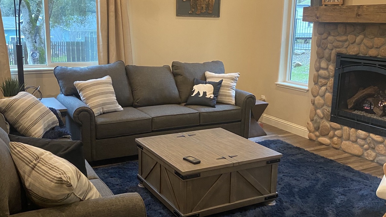 Photo of Livingroom in Three Rivers