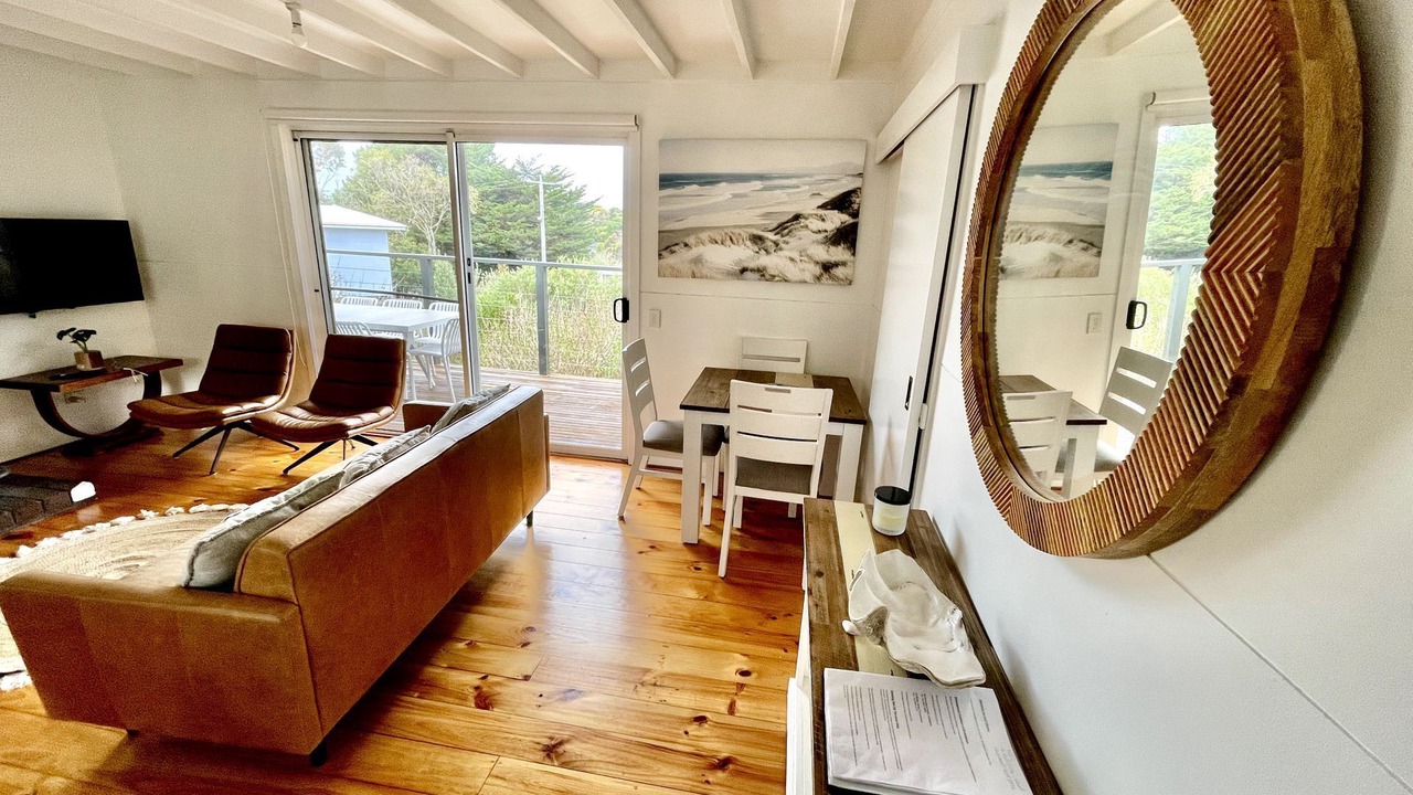 Photo of Livingroom in Venus Bay