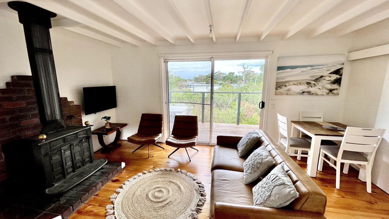 Photo of Livingroom in Venus Bay