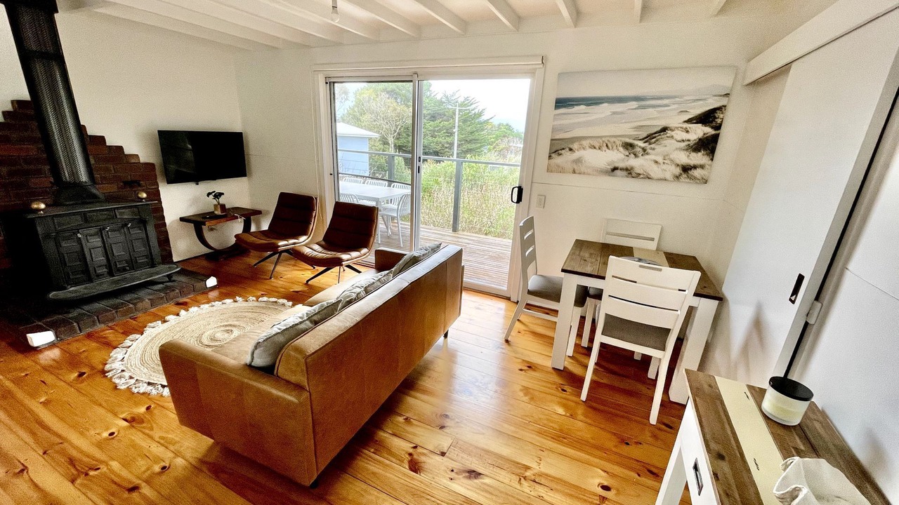 Photo of Livingroom in Venus Bay