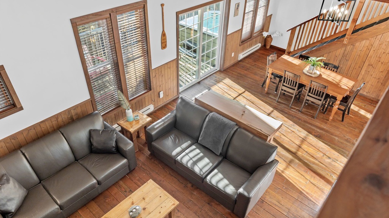 Photo of Livingroom in Ucluelet