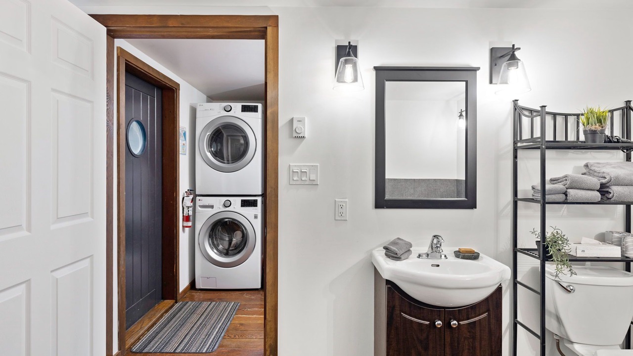 Photo of Bathroom in Ucluelet