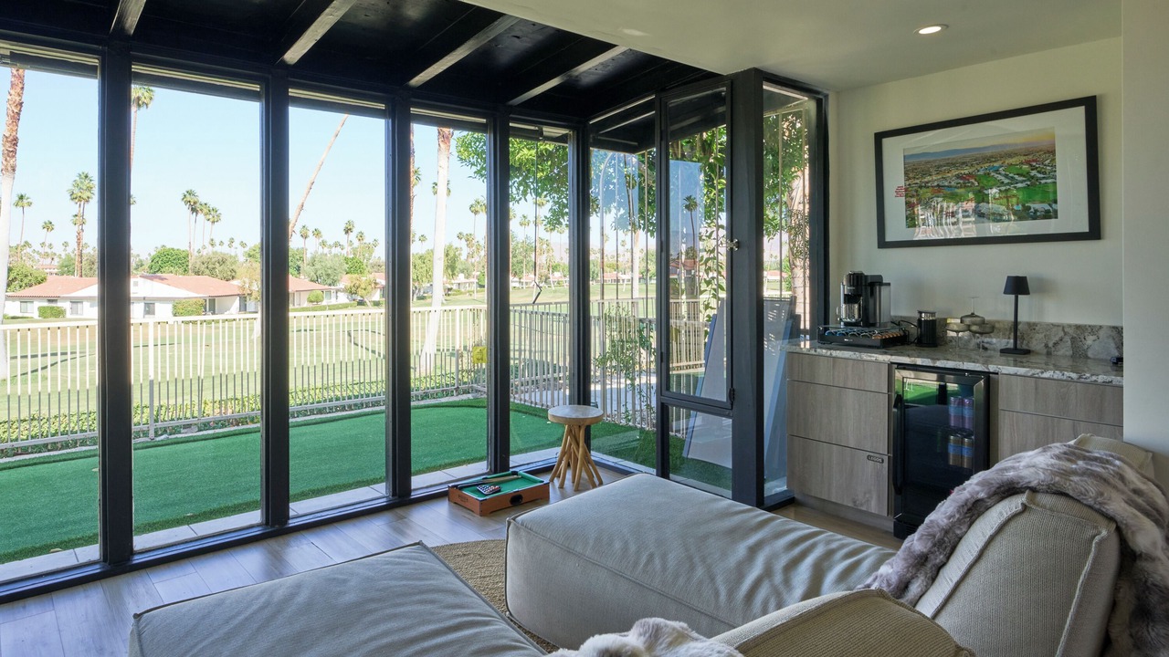 Photo of Livingroom in Rancho Mirage