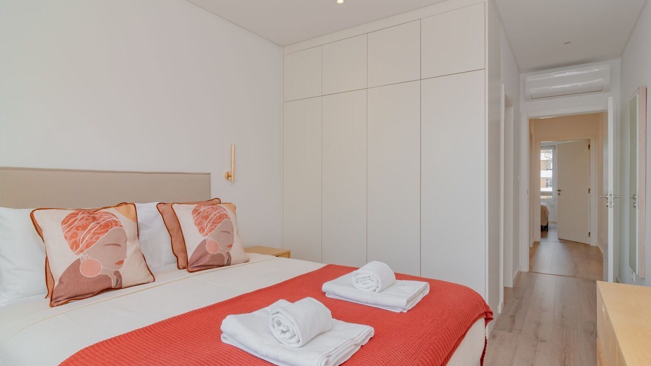 Photo of Bedroom in Oeiras