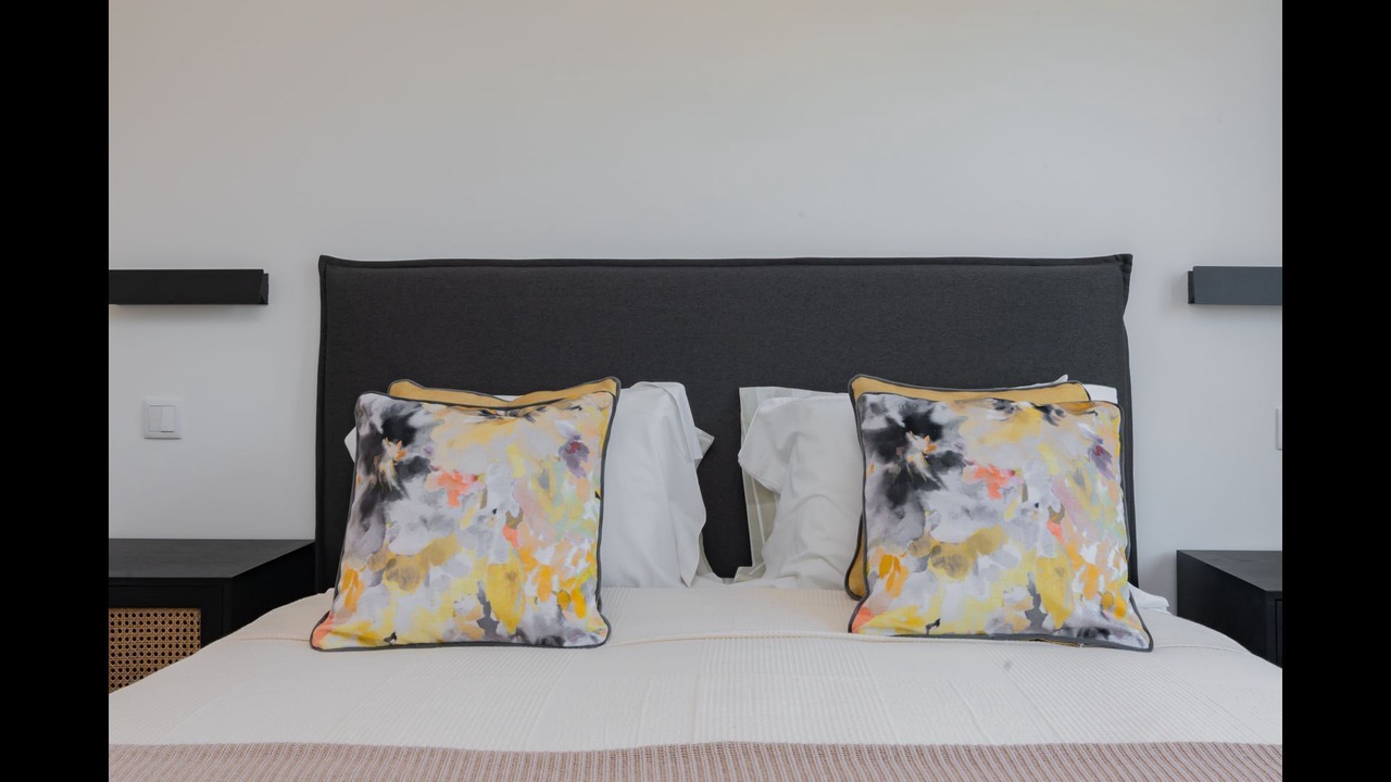 Photo of Bedroom in Oeiras