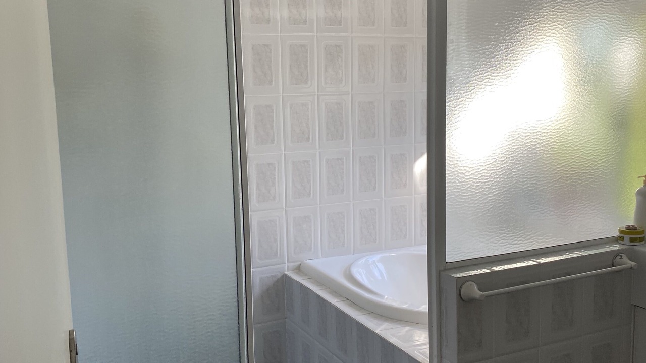 Photo of Bathroom in Tallai