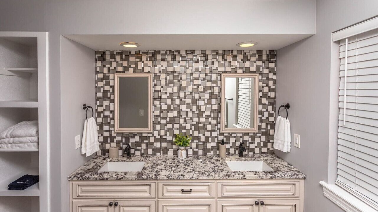 Photo of Bathroom in Lake Havasu City