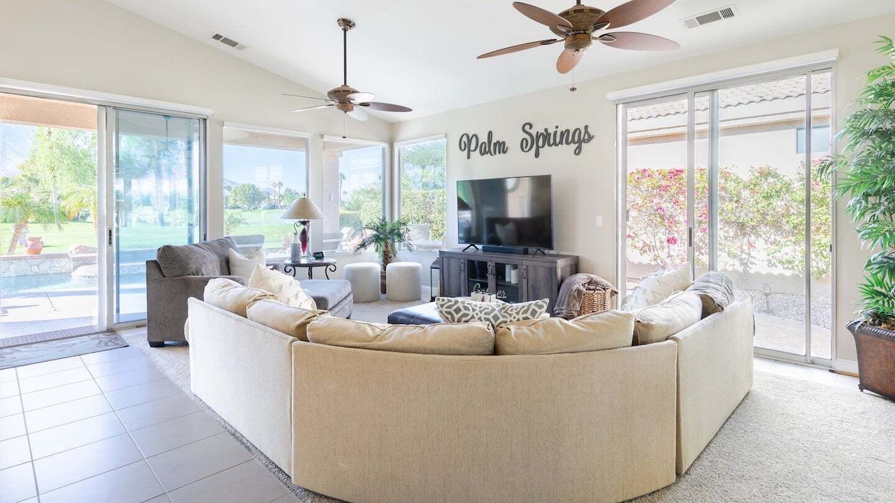 Photo of Livingroom in Palm Springs