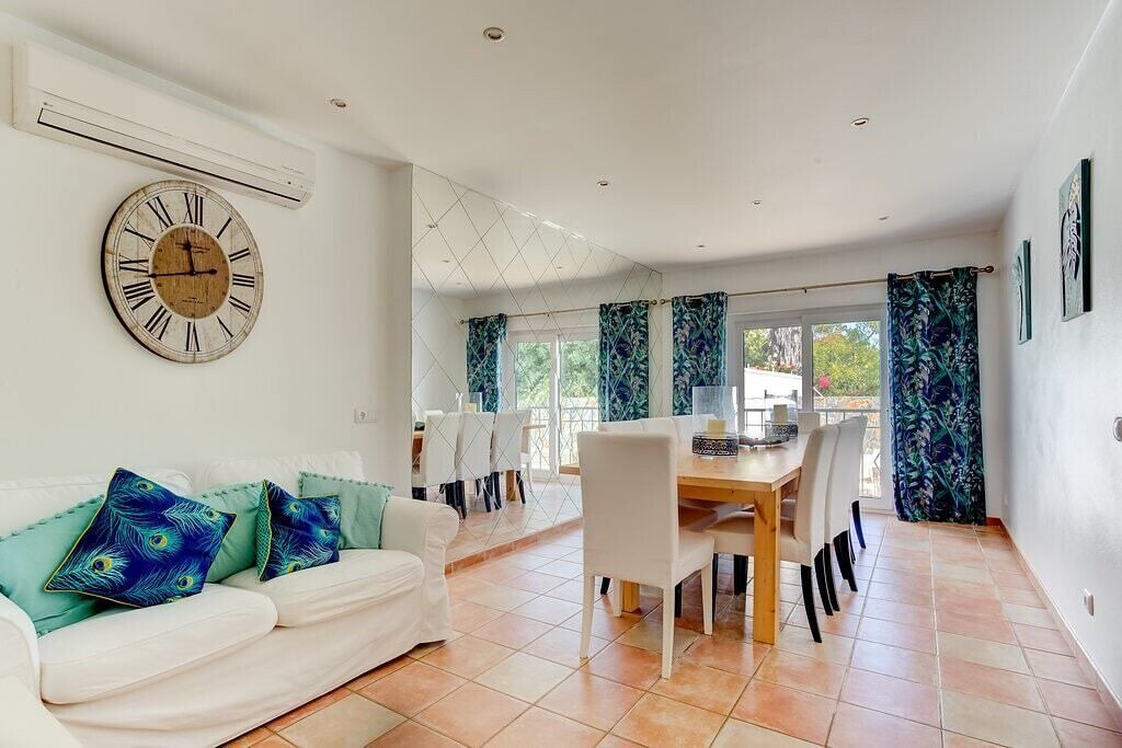Photo of Livingroom in Mato Serrao