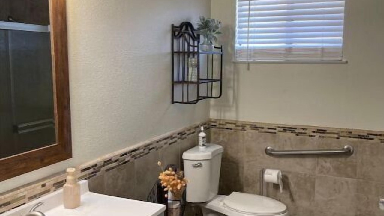Photo of Bathroom in Porterville