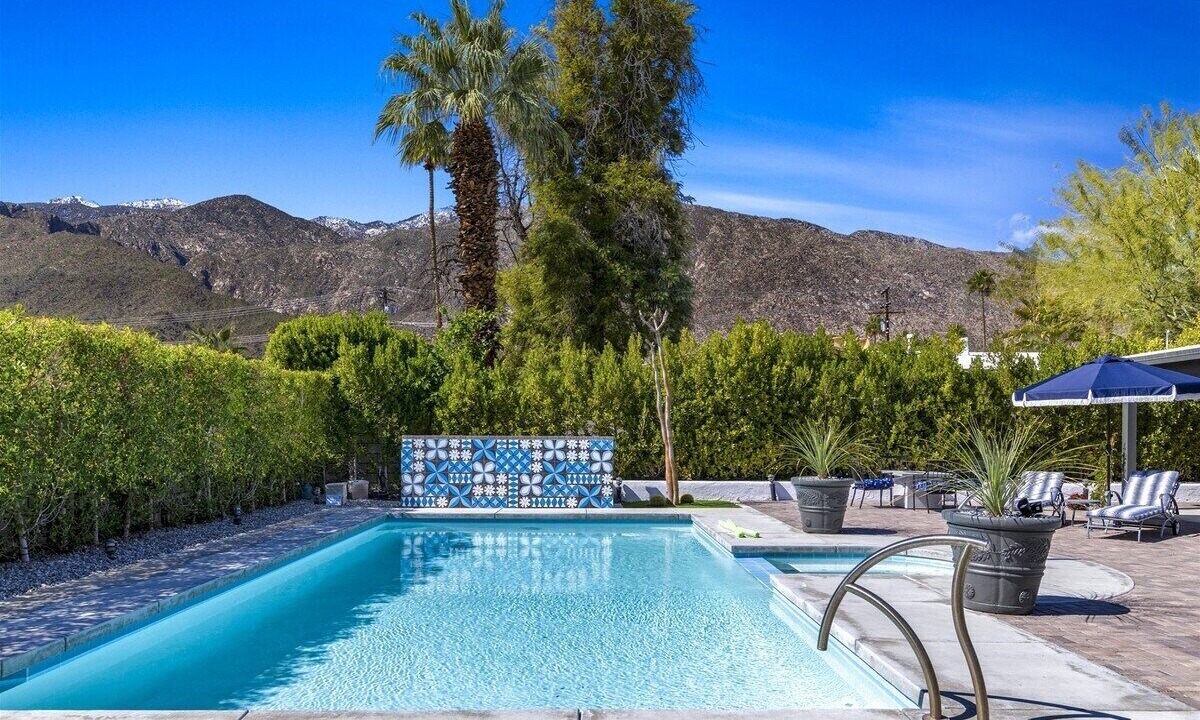 Photo of Outdoor in Tahquitz River Estates