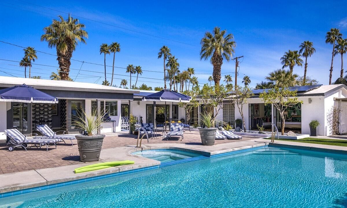 Photo of Outdoor in Tahquitz River Estates