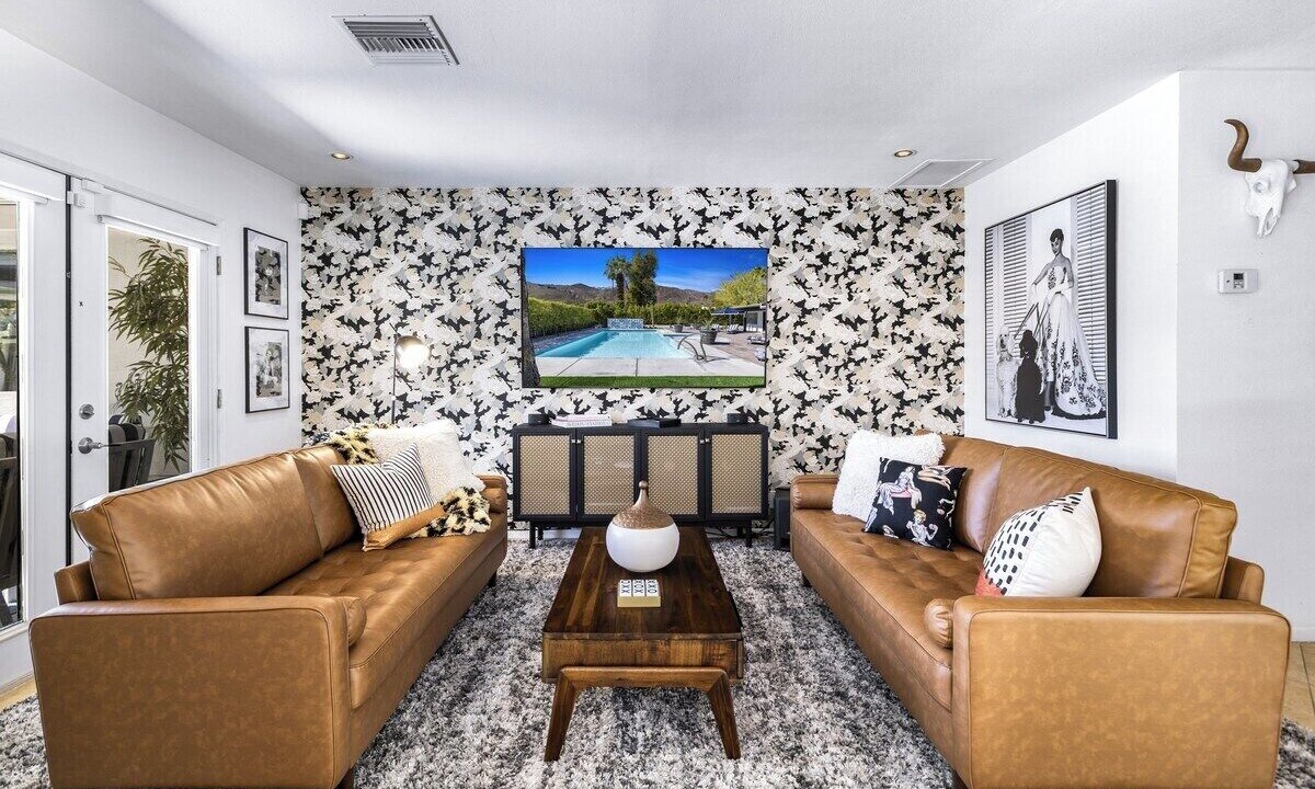 Photo of Livingroom in Tahquitz River Estates