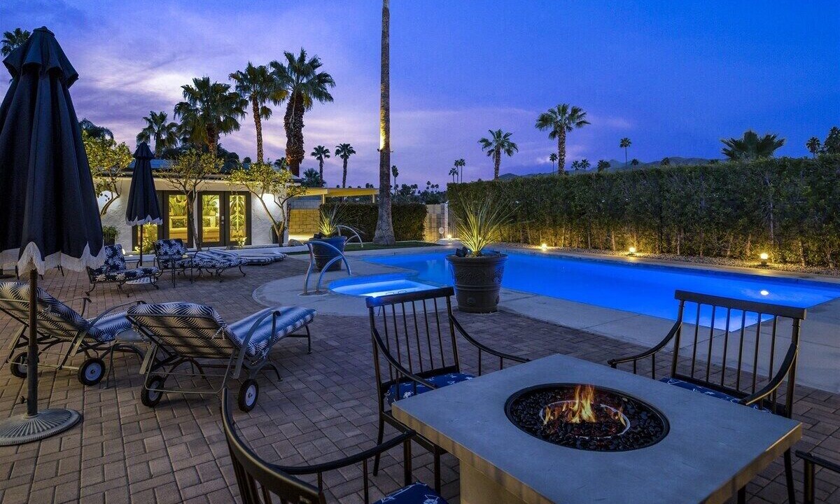 Photo of Outdoor in Tahquitz River Estates