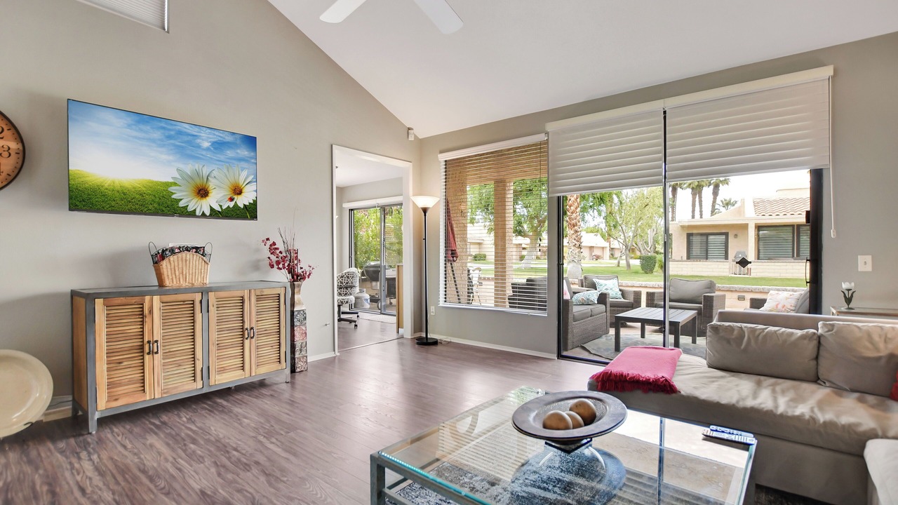 Photo of Livingroom in Cathedral City