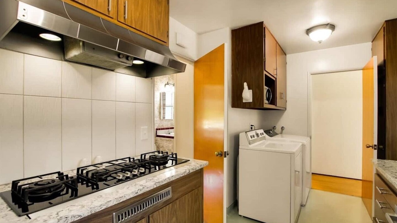 Photo of Kitchen in East Mesa