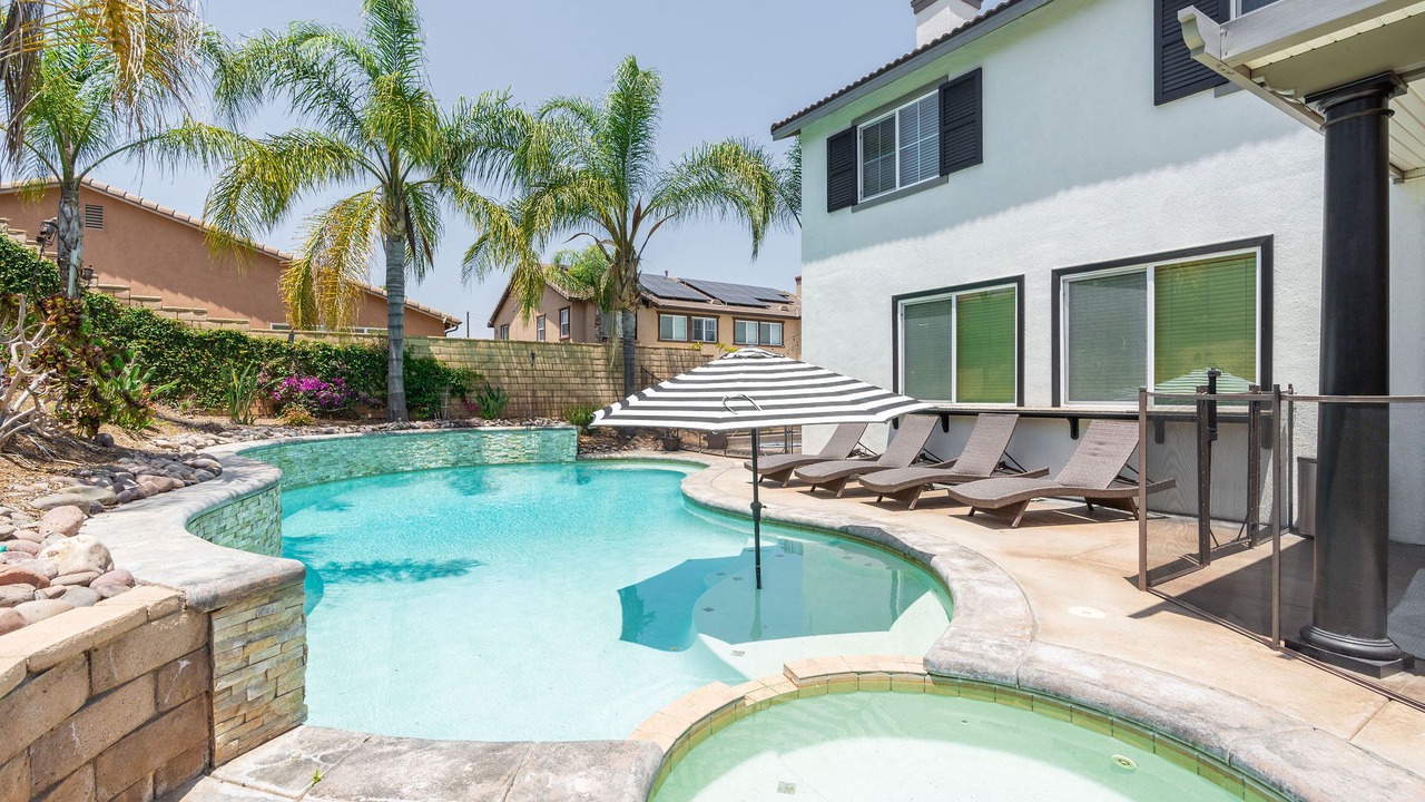 Photo of Outdoor in Corona