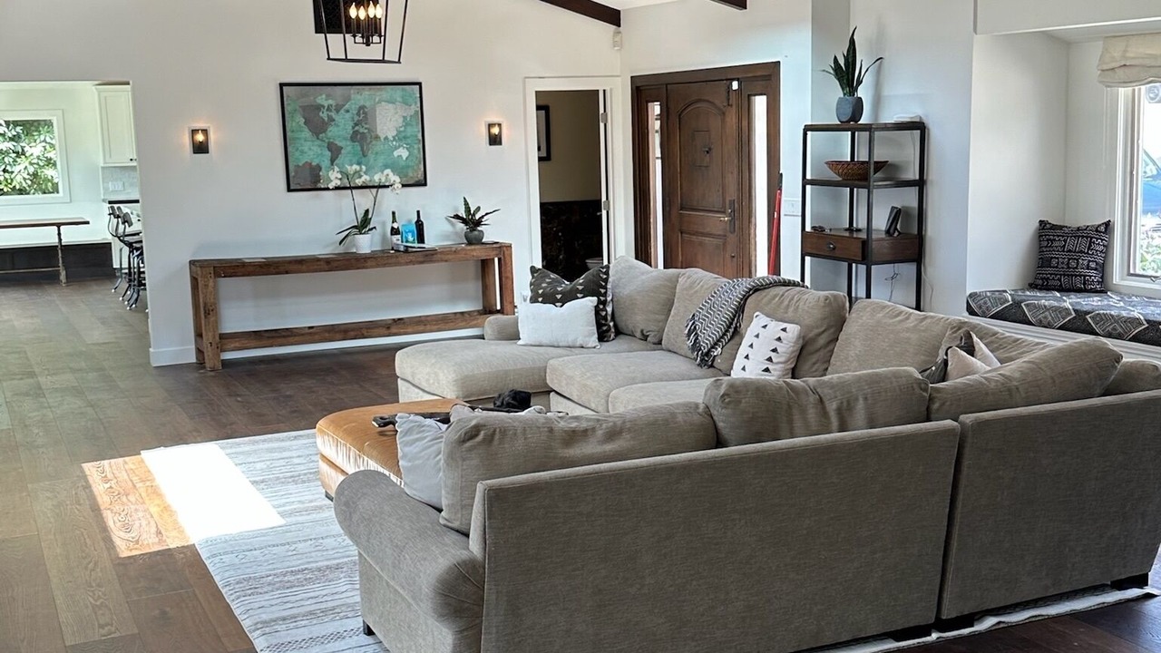 Photo of Livingroom in Eucalyptus Hill