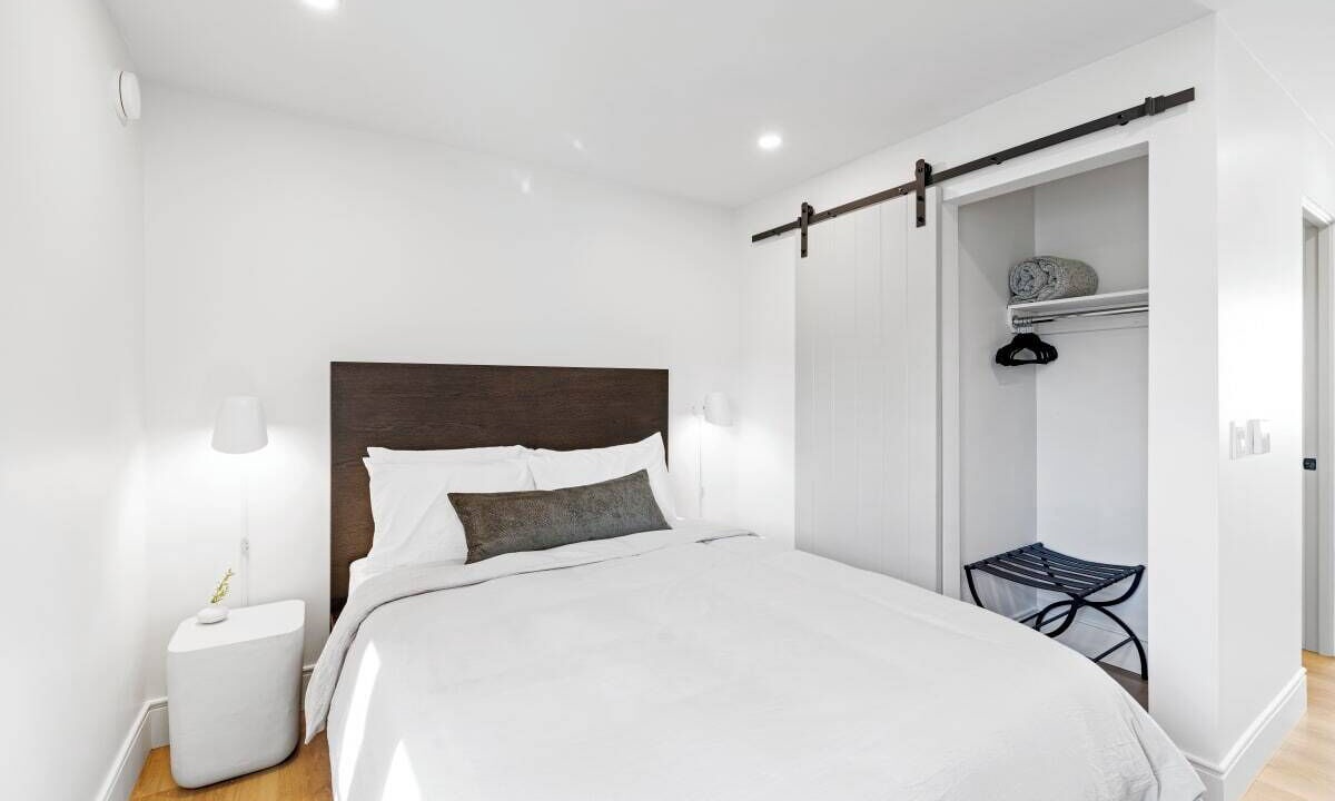 Photo of Bedroom in Laguna