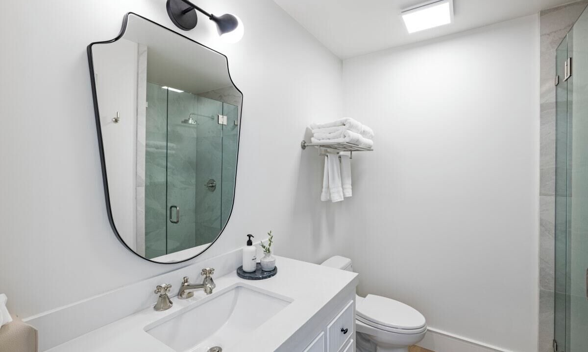 Photo of Bathroom in Laguna