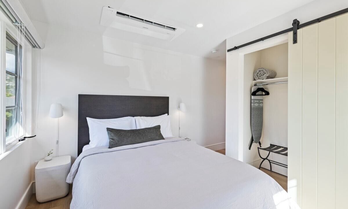 Photo of Bedroom in Laguna