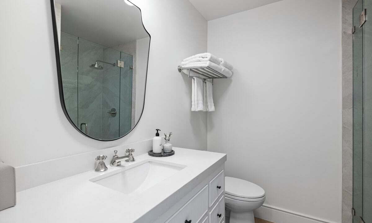 Photo of Bathroom in Laguna