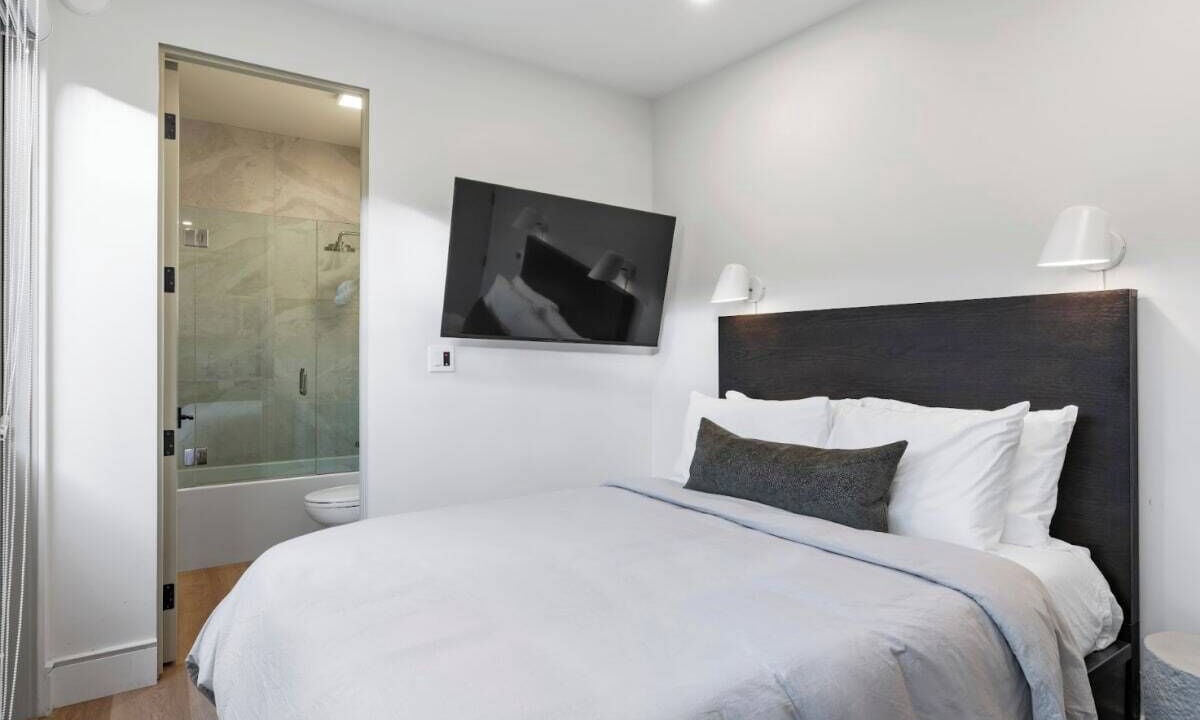 Photo of Bedroom in Laguna