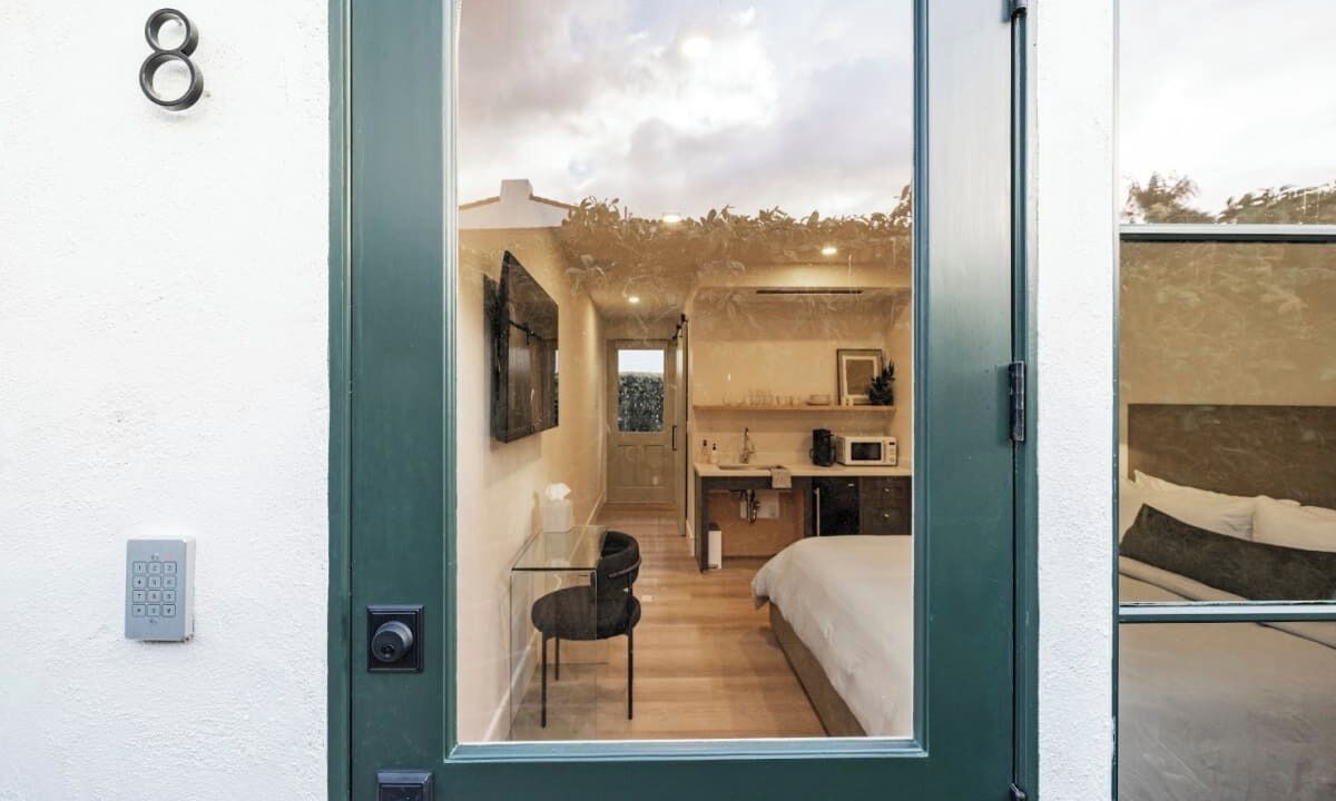 Photo of Bedroom in Laguna