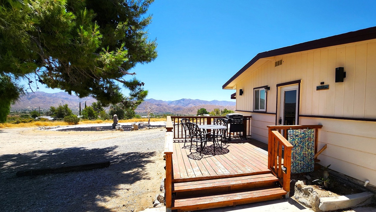 Photo of Patio Balcony in Morongo Valley