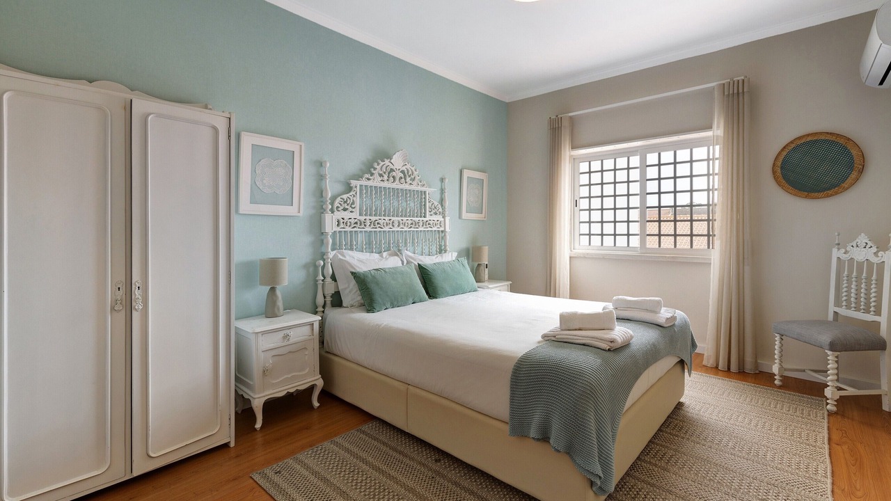 Photo of Bedroom in Charneca de Caparica e Sobreda