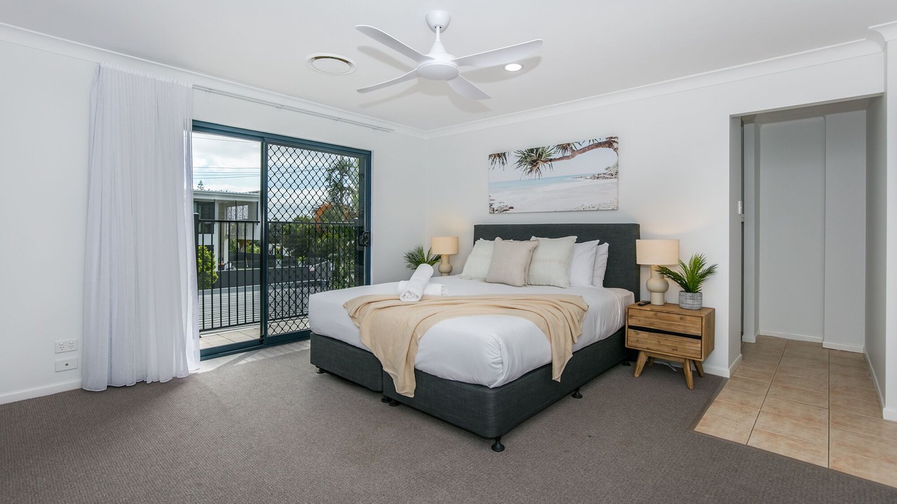 Photo of Bedroom in Broadbeach Waters
