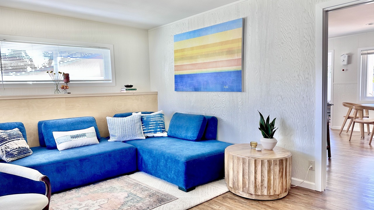 Photo of Livingroom in West Mesa