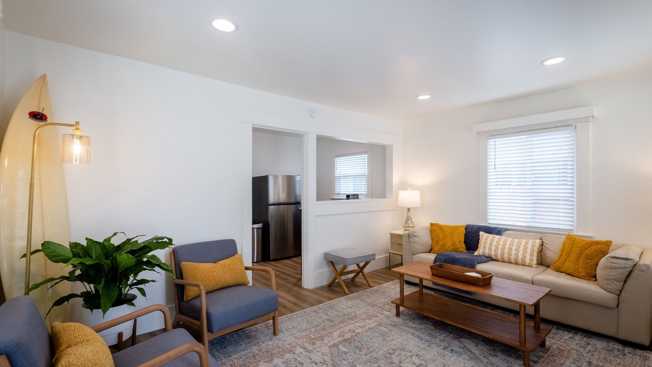 Photo of Livingroom in Downtown
