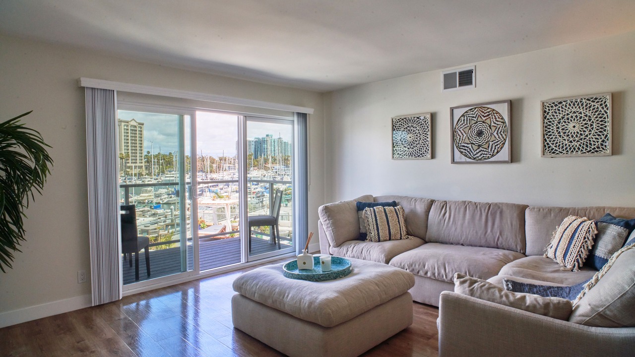 Photo of Livingroom in Marina del Rey