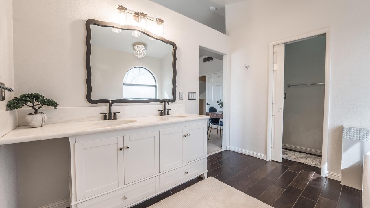 Photo of Bathroom in Summerlin