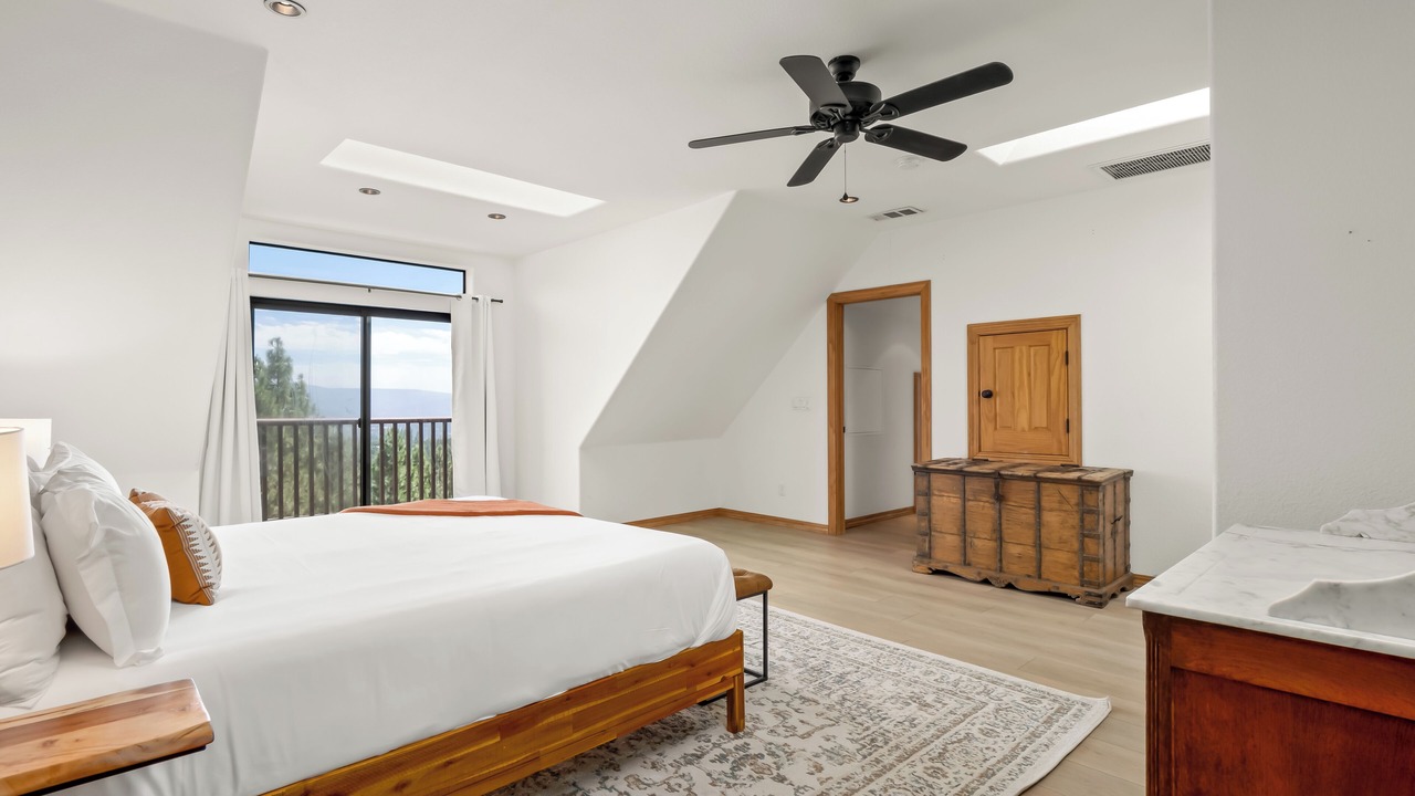 Photo of Bedroom in Madera County