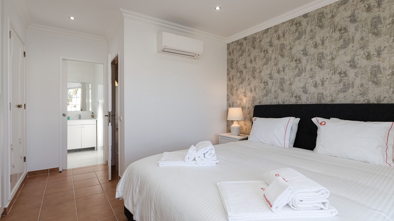 Photo of Bedroom in Vilamoura