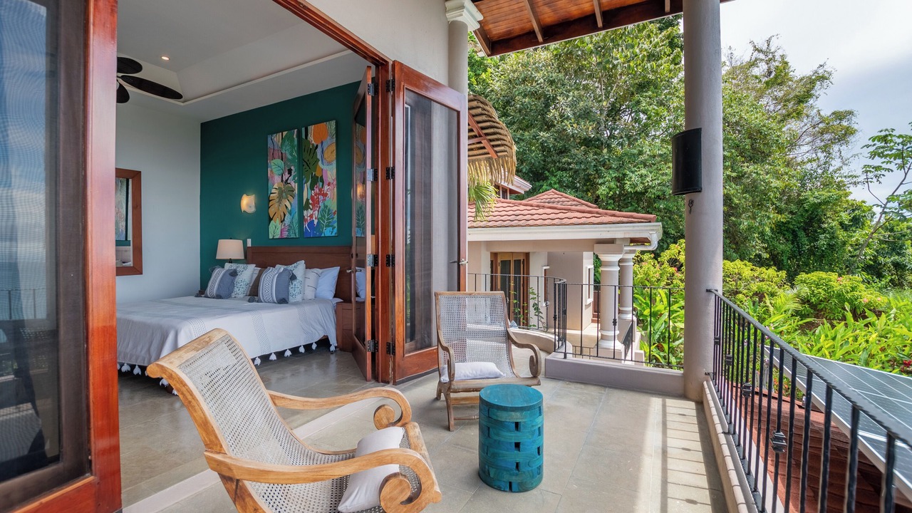 Photo of Patio Balcony in Dominical