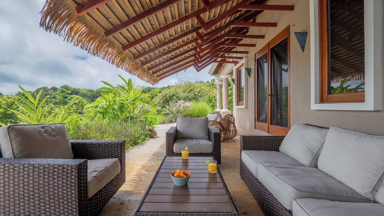 Photo of Patio Balcony in Dominical