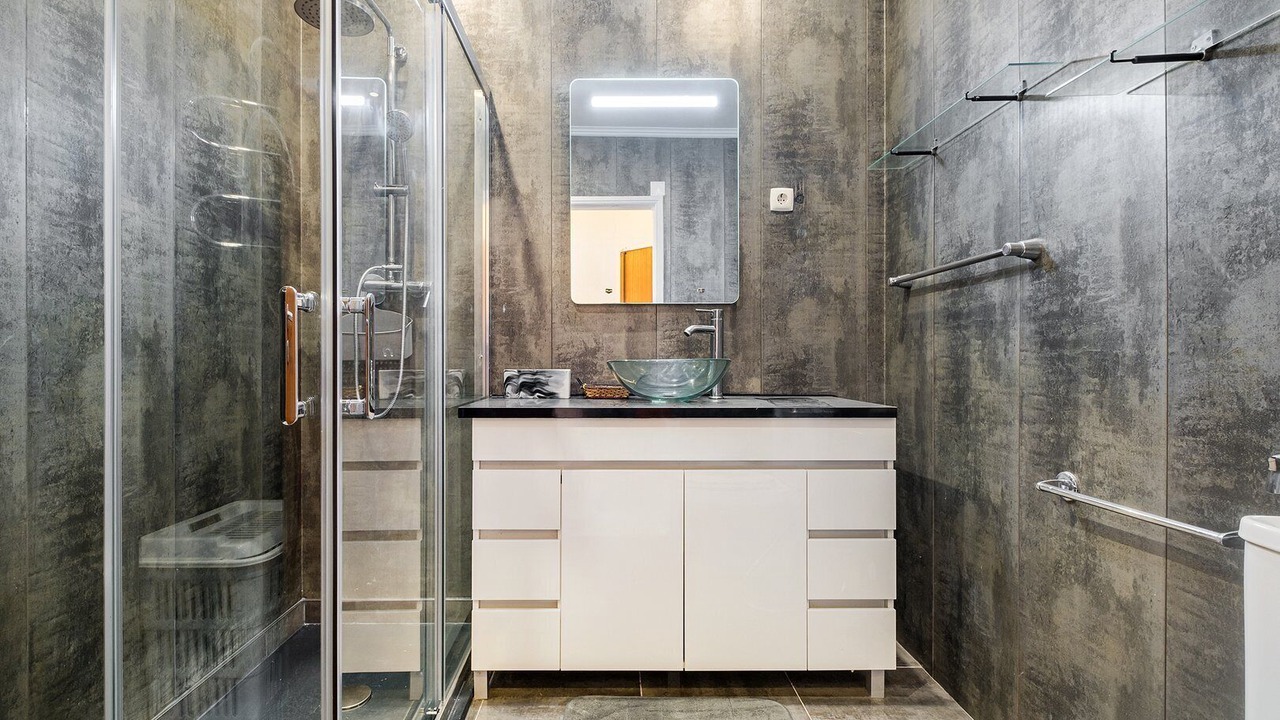 Photo of Bathroom in Paco De Arcos