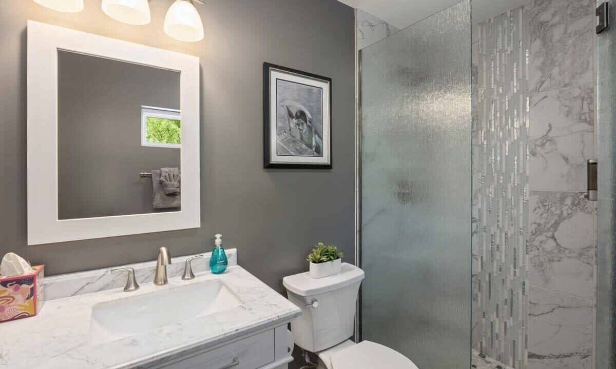 Photo of Bathroom in Araby